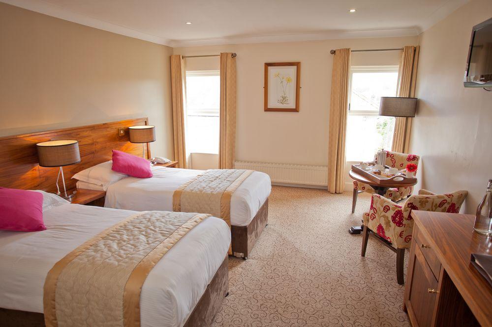 The Lakeside Hotel & Leisure Centre Killaloe Eksteriør bilde