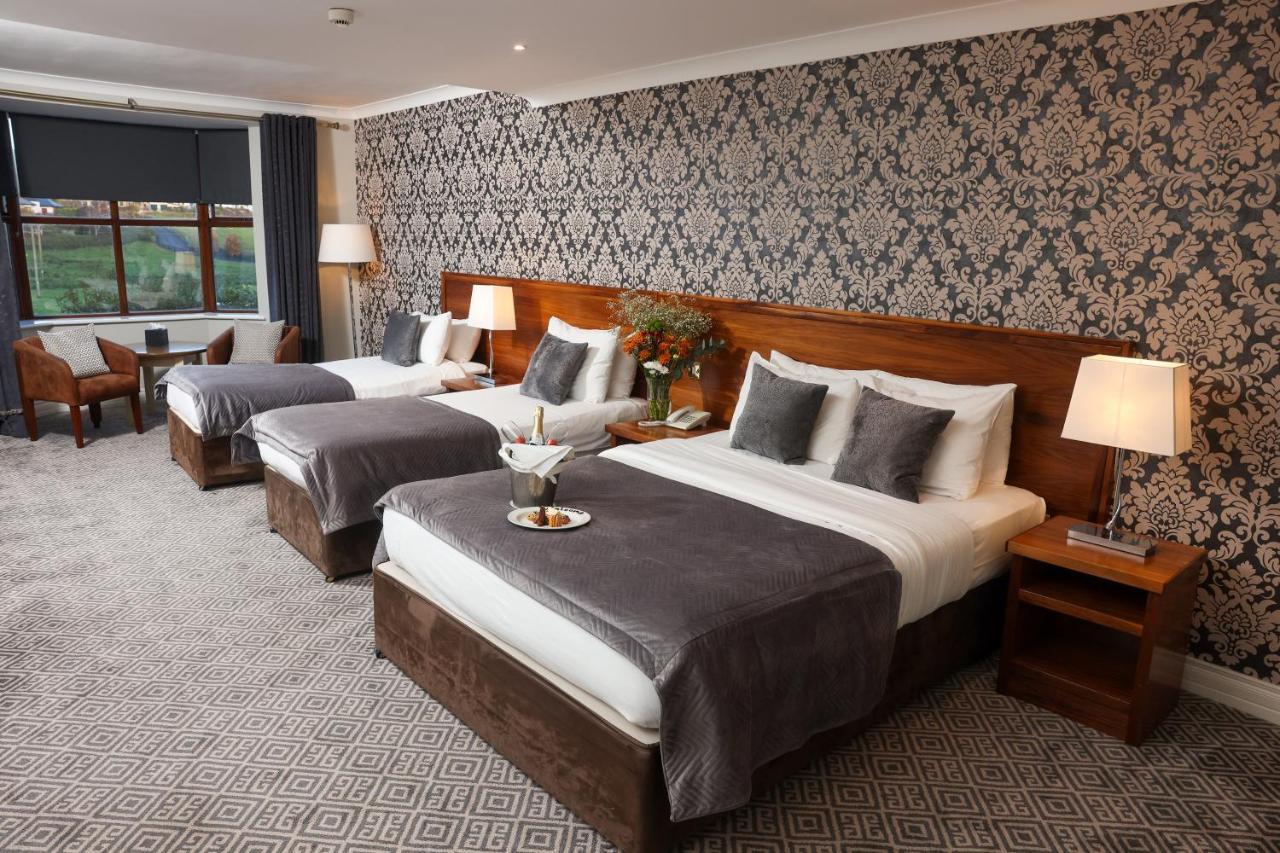 The Lakeside Hotel & Leisure Centre Killaloe Eksteriør bilde